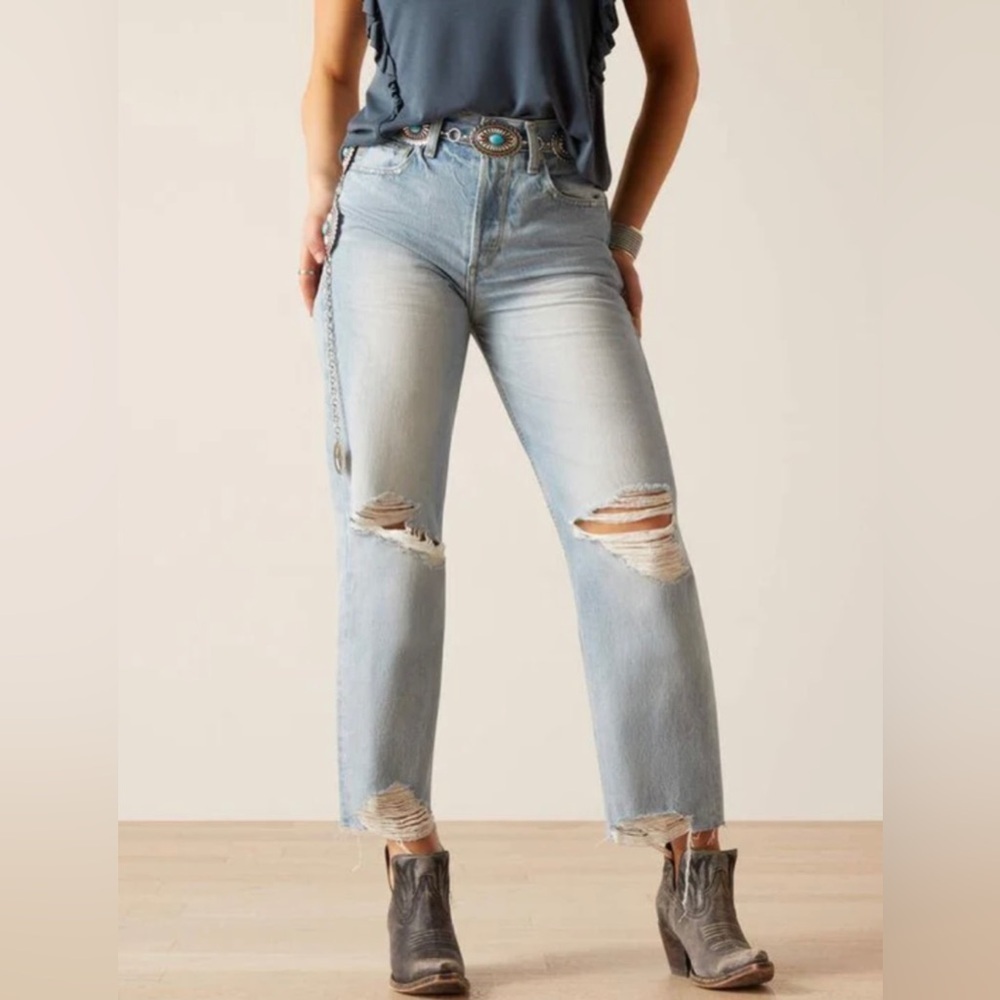 NWT Ariat jeans Mykonos ultra high rise Tom boy distressed jeans 33 reg